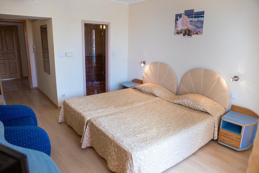 PERLA_HOTEL_GOLDEN_BEACH_NISIPURILE_DE_AUR_BULGARIA_AIR_TOUR_TRAVEL
